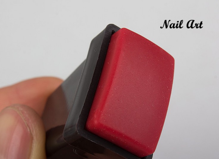 نگین و مهر ناخن Mei jia er