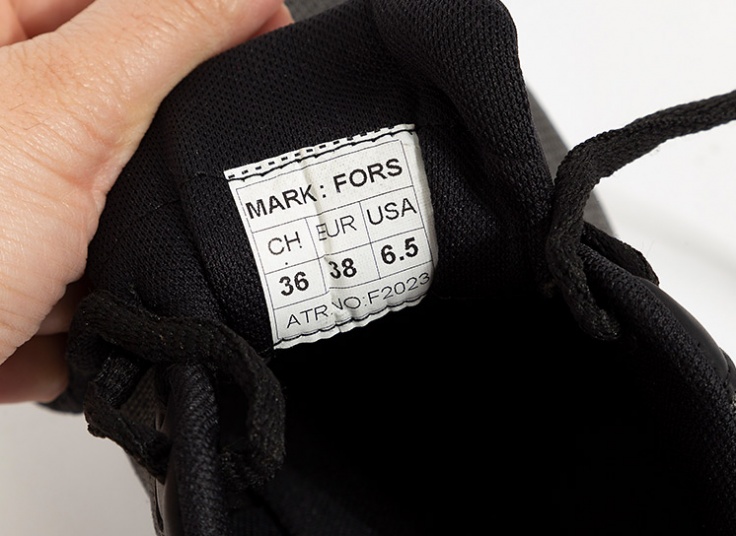 کتانی زنانه Skechers