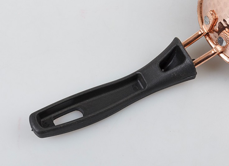 ظروف آشپزخانه مسی