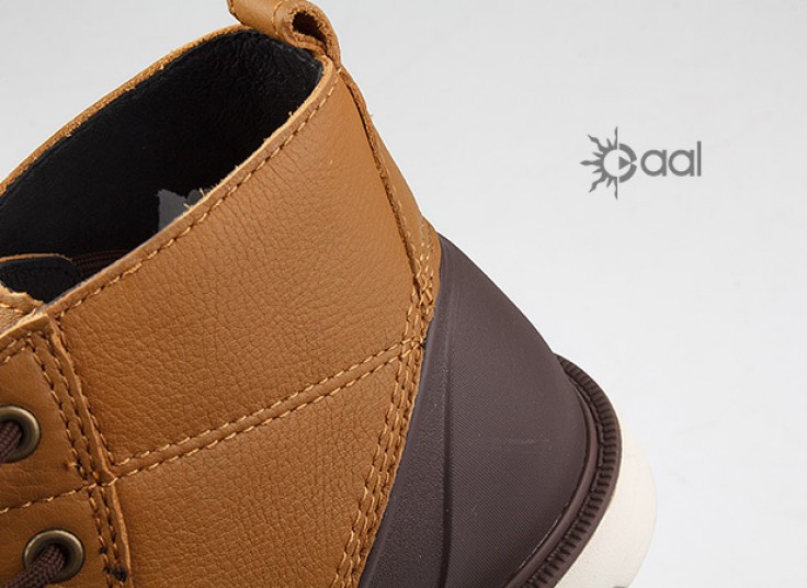 بوت خیابانی زنانه و مردانه AAL