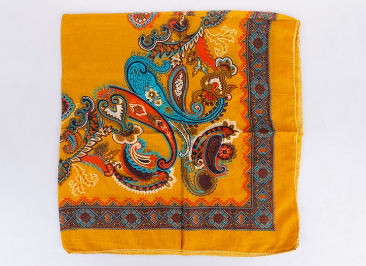 روسری نخی طرح اسلیمی